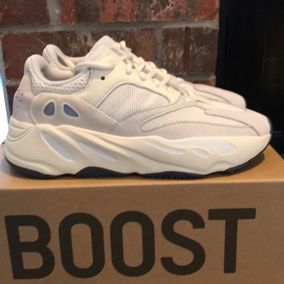 COPY - Yeezy boost 700 analog - Picture 2 of 10